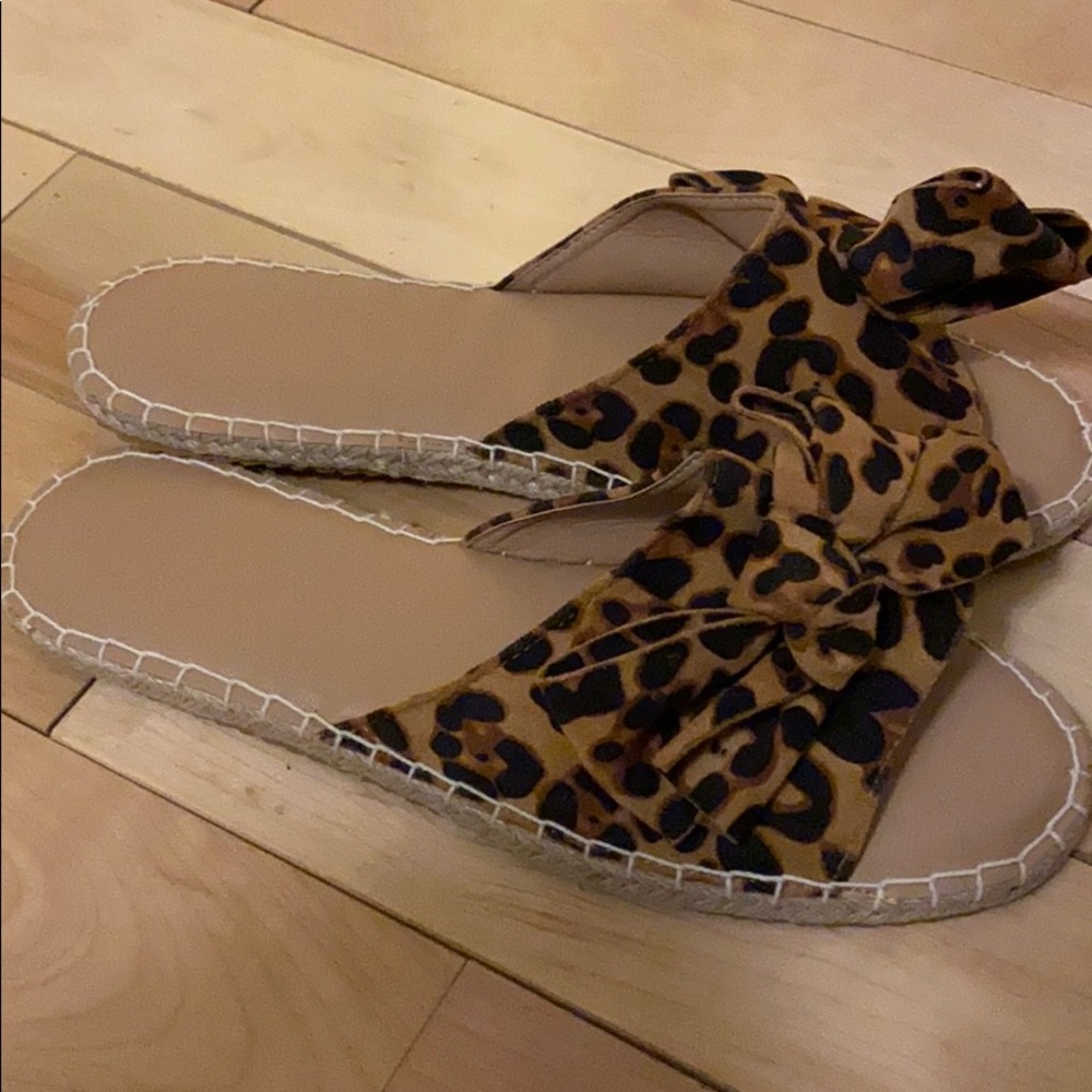 Leopard Slide Sandals - Picture 2 of 3